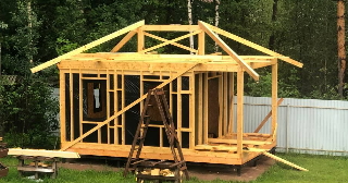 Сарай из бруса 100х100 в Саранске - строительство под ключ | Строй-Срн от 42228 руб.